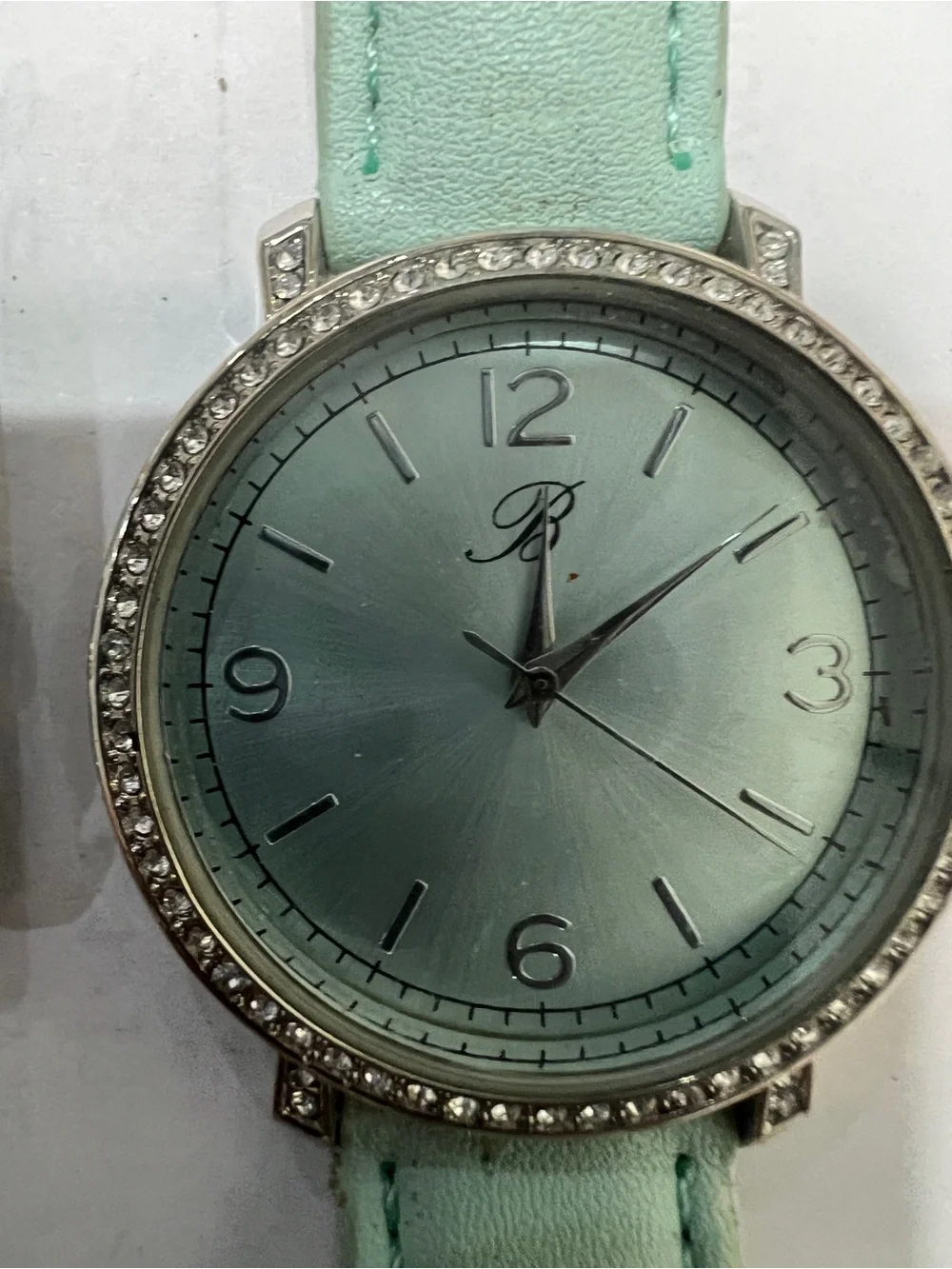 Lot of 5 Vintage and modern woman Watches (Long Time is automatic)